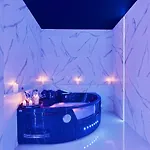 Jacuzzi Loveaparts Romantic Getaway Apartamento