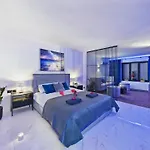 Jacuzzi Loveaparts Romantic Getaway *