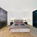 Apartamento Jacuzzi Loveaparts Romantic Getaway *