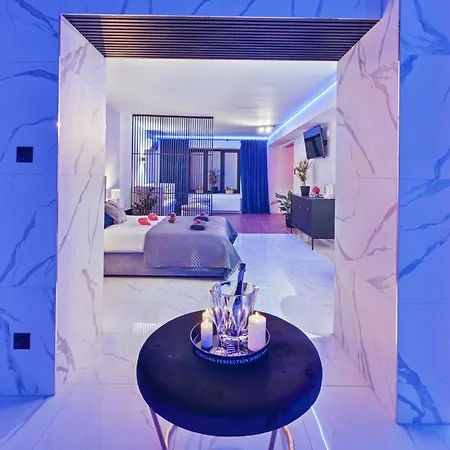 Appartement Jacuzzi Loveaparts Marki Romantic Getaway Marki (Wolomin)