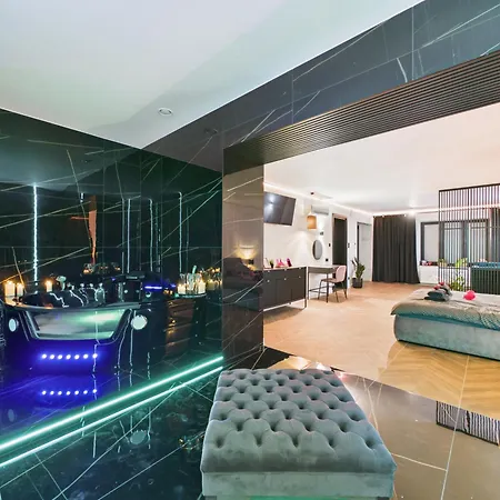 Jacuzzi Loveaparts Marki Romantic Getaway Appartement Marki (Wolomin)