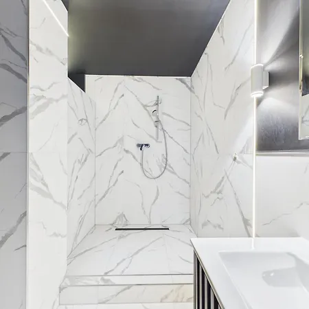 Apartment Jacuzzi Loveaparts Romantic Getaway *