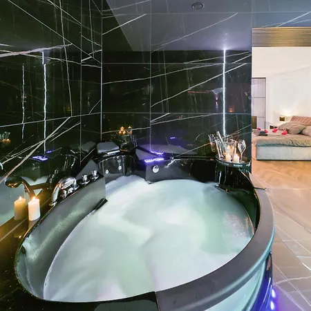 Jacuzzi Loveaparts Romantic Getaway * Marki (Wolomin)