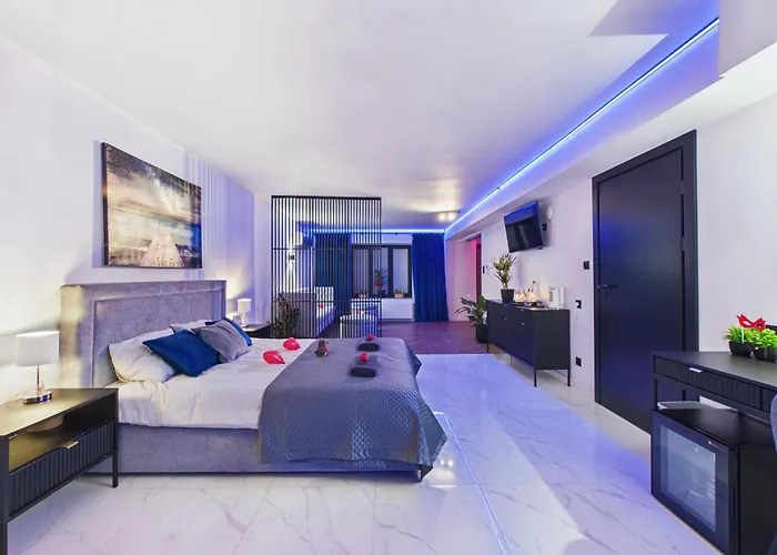 Jacuzzi Loveaparts Marki Romantic Getaway Appartement Marki (Wolomin)