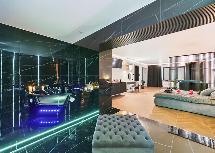 Jacuzzi Loveaparts Marki Romantic Getaway Appartement Marki (Wolomin)